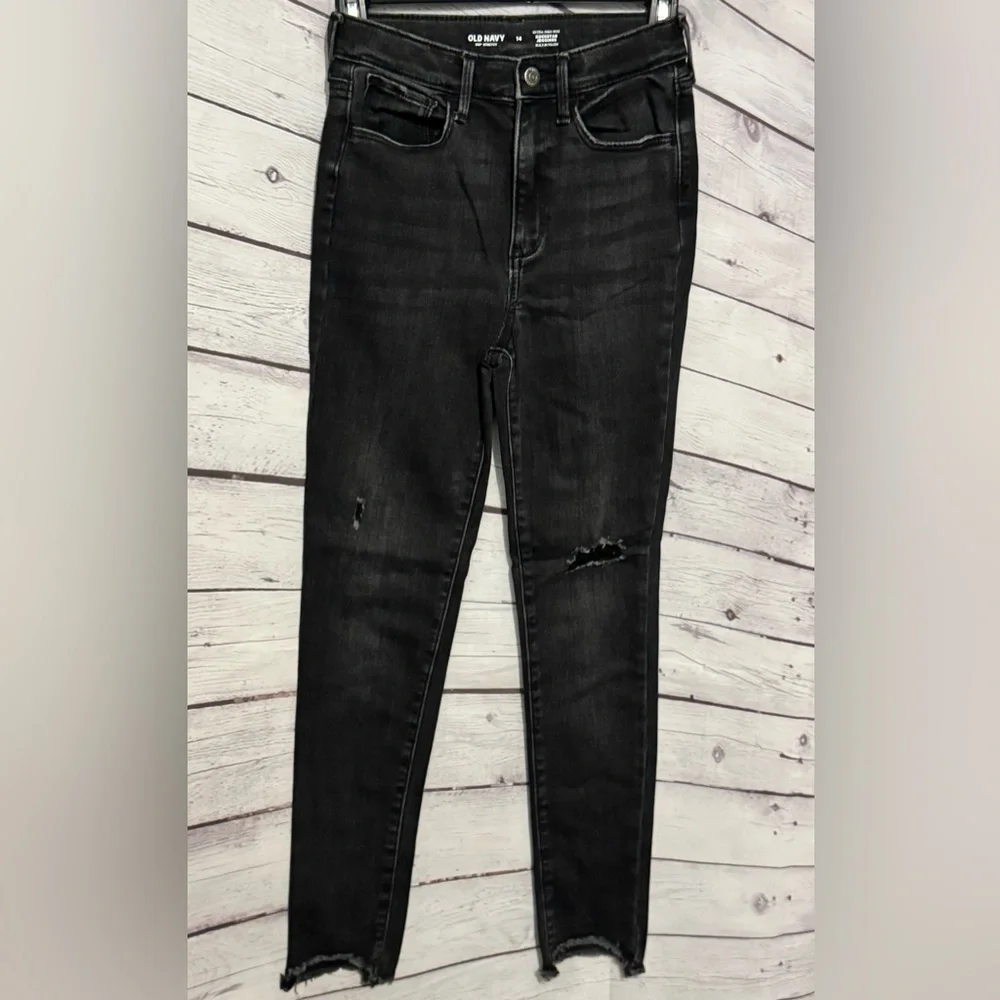 Old Navy Extra High Rise Rockstar Jeggings Black Skinny Destressed Jeans